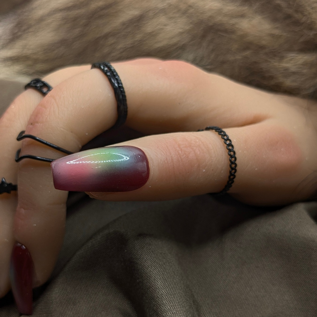 Aura Borealis Berry Glow (short)